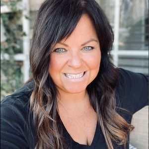 Meet your Posher, Robin